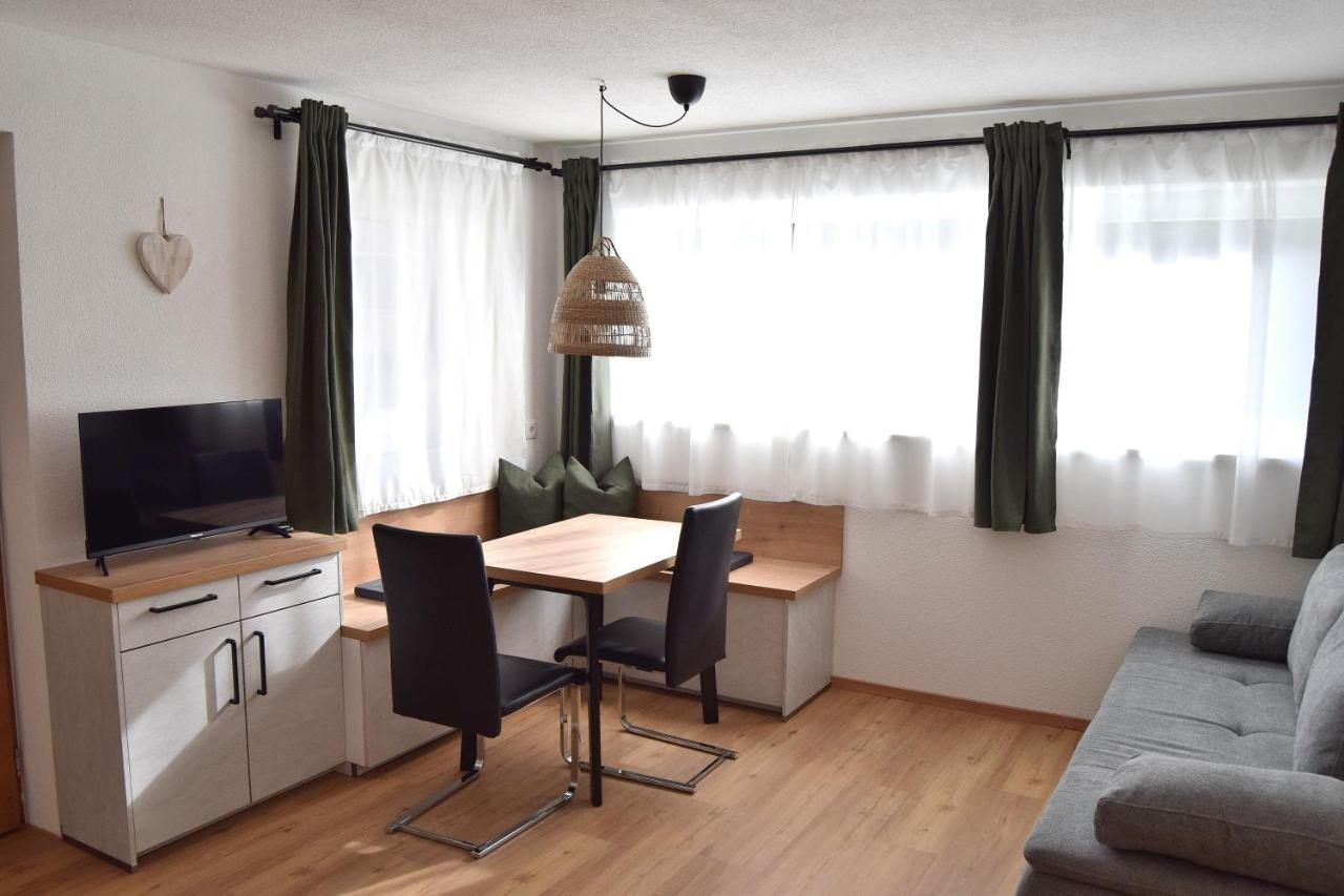 Flopi Apartment